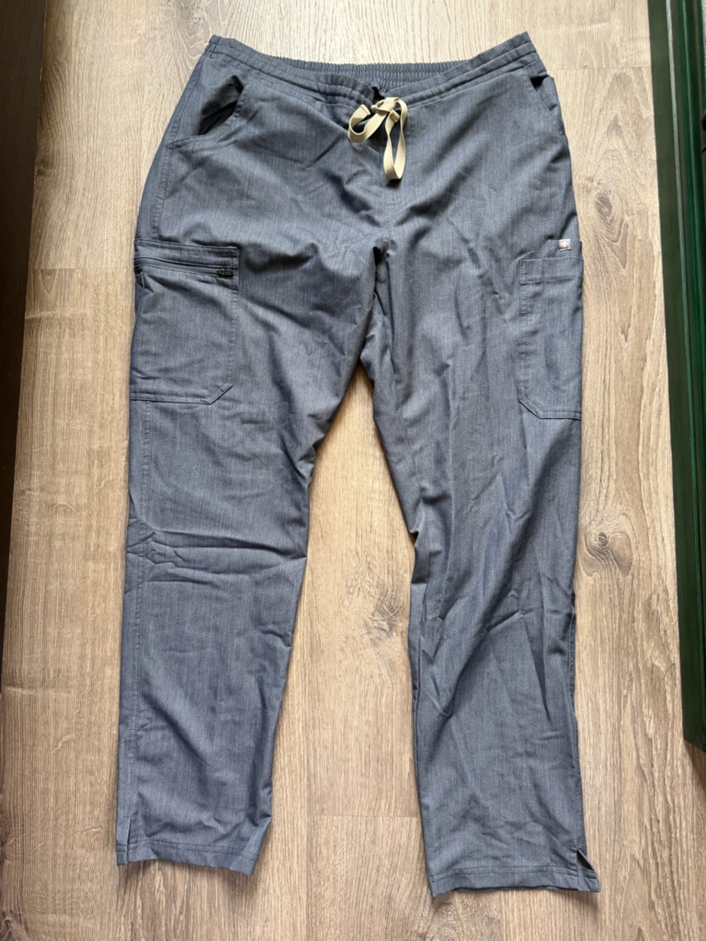 Women’s Fig Yola scrub Pants